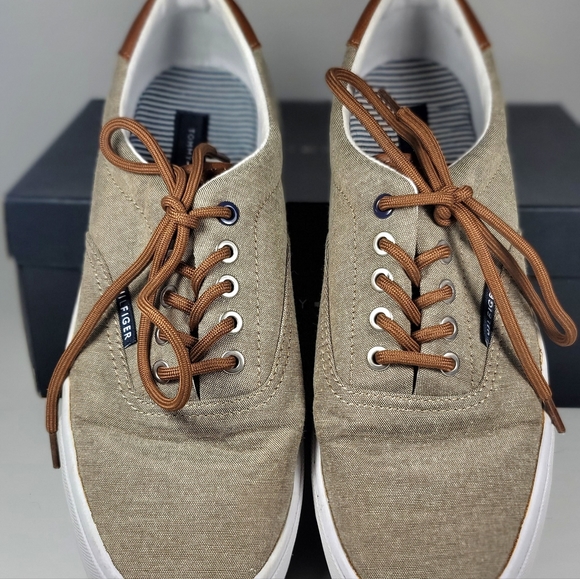 TOMMY HILFIGER Mens Phero Sneaker Size:9 - Picture 3 of 13